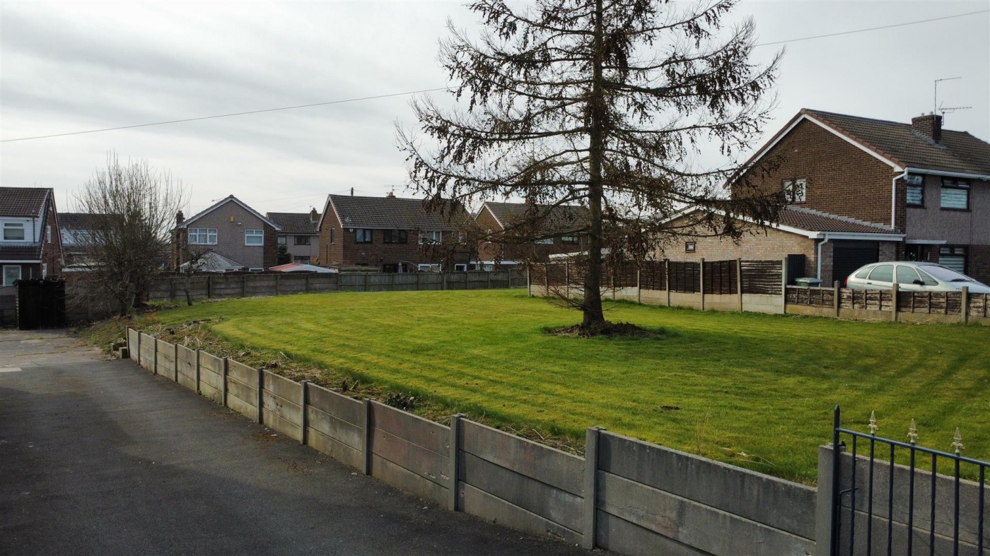 Images for Whint Cottages, Old Whint Road, Haydock, WA11 0DW