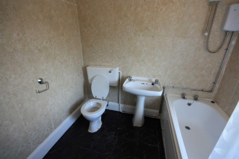 Images for Austin Avenue, Grange Park, WA10 3QE EAID:DavidDaviesAPI BID:3
