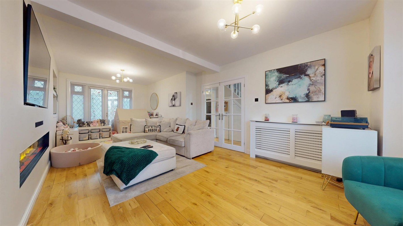 Images for Broadway, Grange Park, WA10 3RU