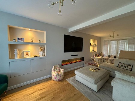 Images for Broadway, Grange Park, WA10 3RU