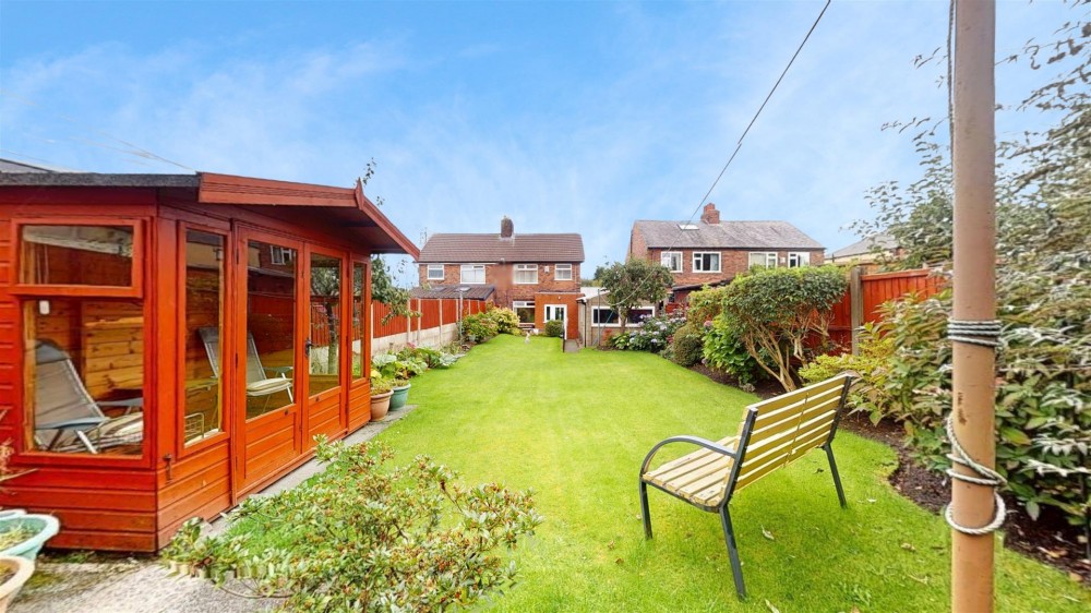 Images for Carr Mill Road, St Helens, WA11 9AF EAID:DavidDaviesAPI BID:3