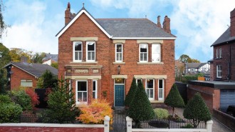 Kings Road, St Helens, WA10 3HT