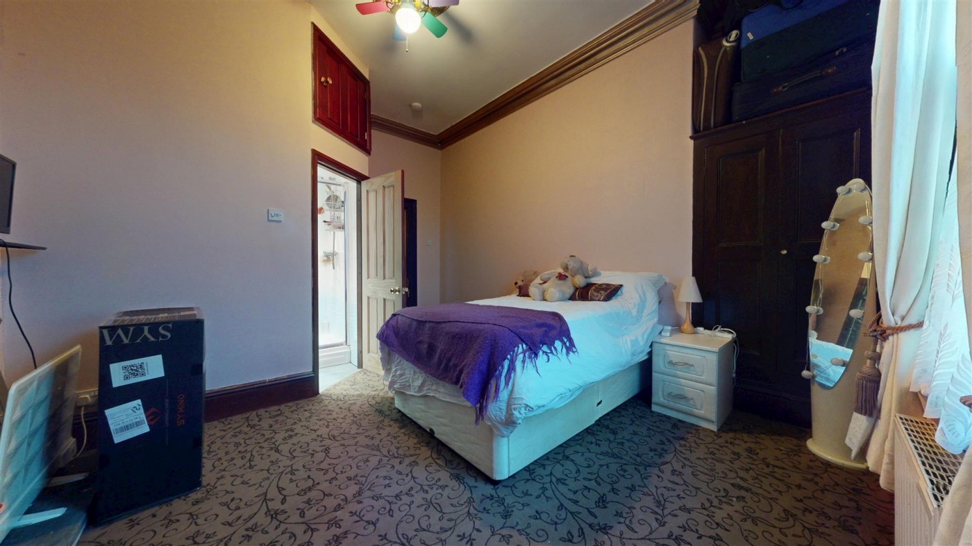 Images for Laurel Road, St. Helens