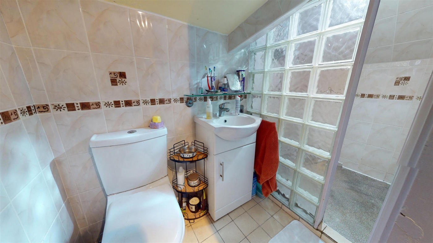 Images for Laurel Road, St. Helens