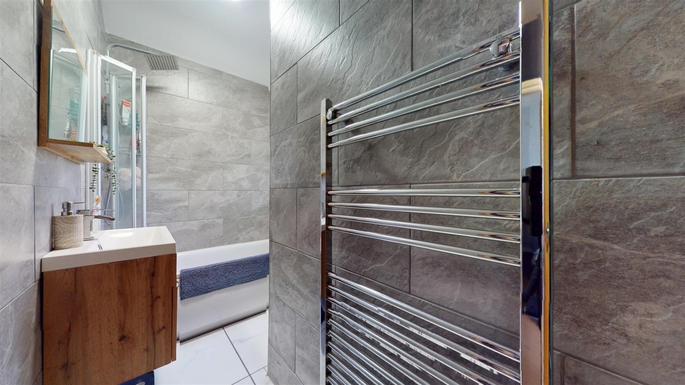 Images for Rennie Avenue, St.Helens