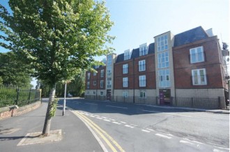 North Road, Cowley Hill, St Helens, Park View Apartments, Flat 8, North Road Cowley Hill, St Helens, Merseyside, WA10 2TZ
