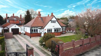 Rosebery Road, Dentons Green, St Helens, WA10 6