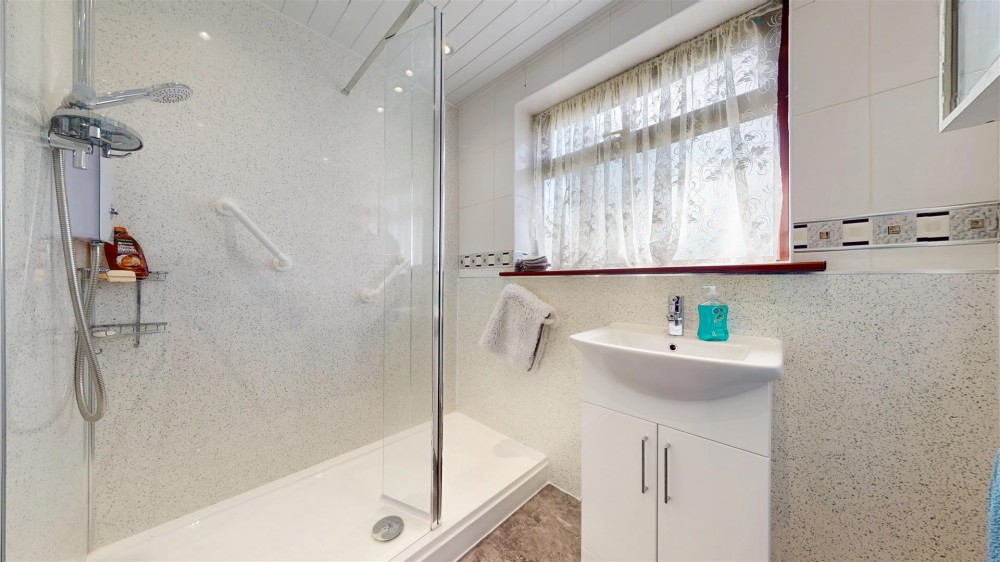 Images for Mercer Road, Haydock, St. Helens EAID:DavidDaviesAPI BID:3