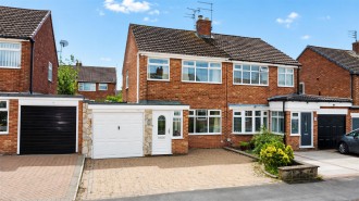 Standish Drive, Rainford, St Helens, WA11 8JY